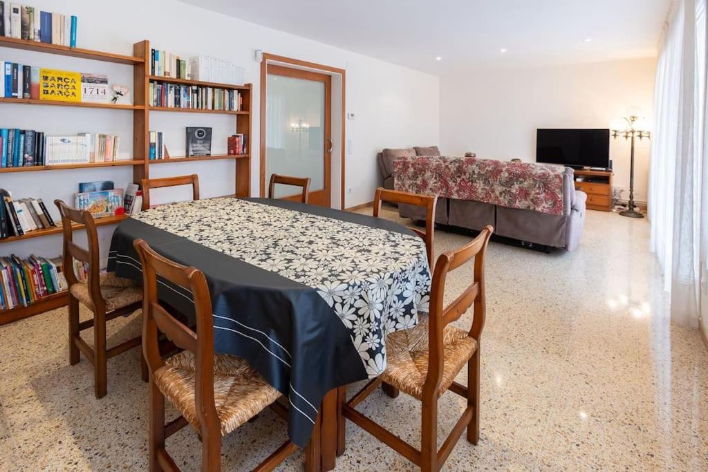 Niu D'Oreneta Canet De Mar Εξωτερικό φωτογραφία